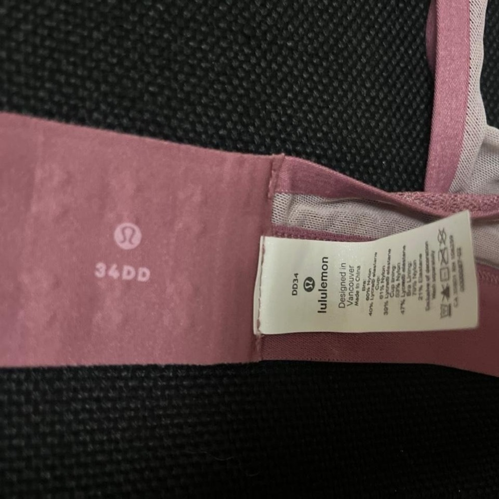 Lululemon daily bra. No padding No underwire Size: 34DD mauve retired